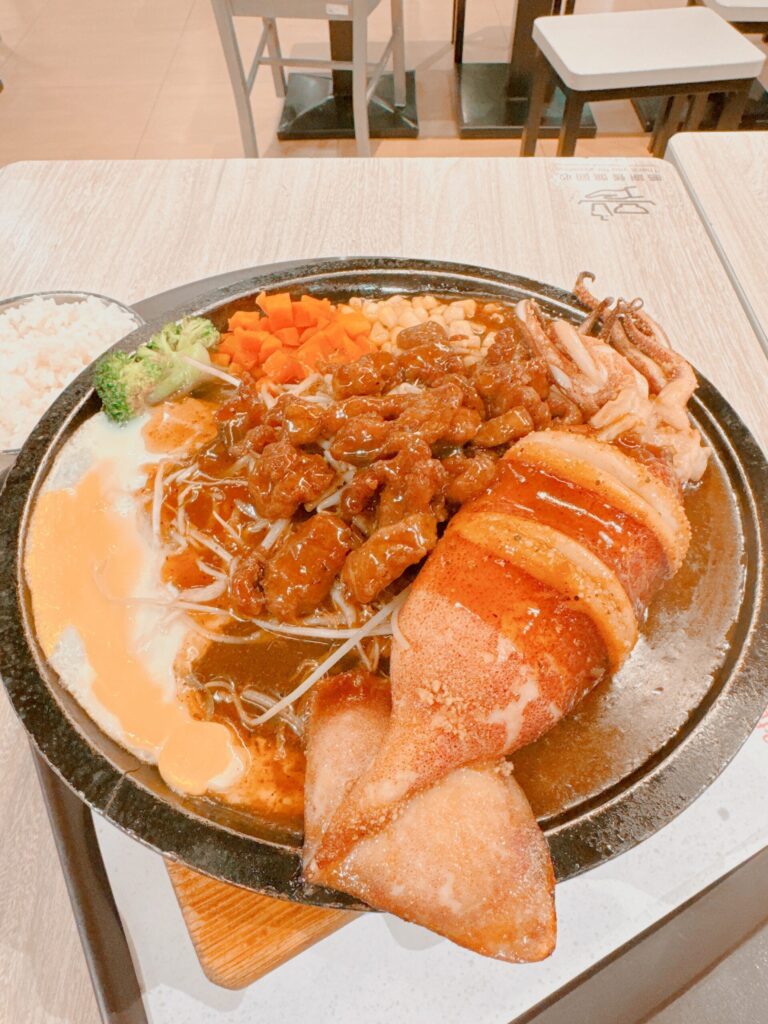 Photo shared for 濠城石板料理